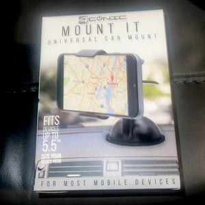 Universal car mount